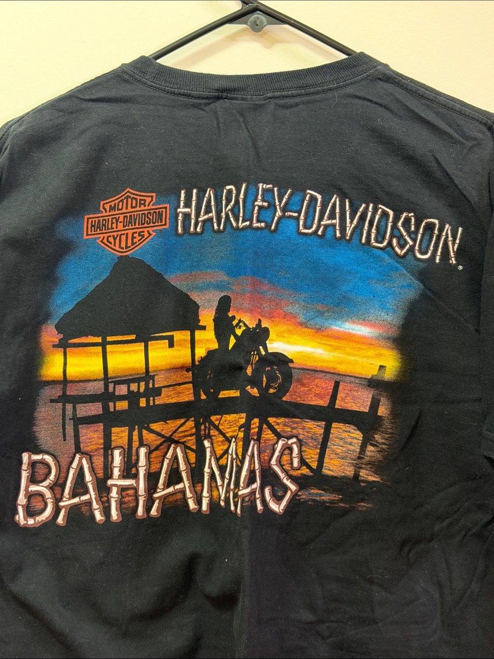 Harley-Davidson Black Long Sleeve Bahamas Sunset Graphic Tee Size Large NWOT